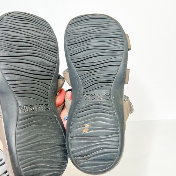 Vionic Misa Silver Sandals Size 7 Women’s Orthotic Orthopedic Comfort - Picture 3 of 4